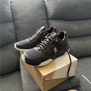 On Running Men's Dark Gray Sneakers